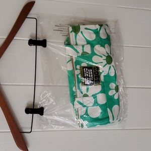 Big Bud Press Over-Shoulder Zip Mini Tote in Green Daisy